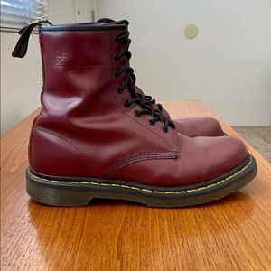 Dr. Marten’s air cushion soles